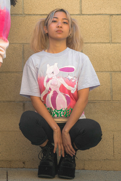 Tie die Mewtwo T-shirt